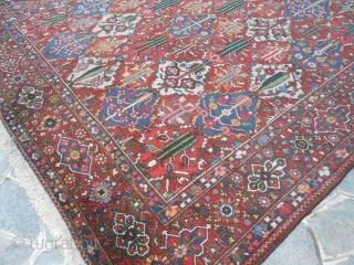 Chahar Mahal-va-Bachtyari is the region of Persia which the carpet has been knotted.
Fine knot and great fastened color for this old panels nomadic carpet Bachtyar.
This piece is in very good condition (full  ...