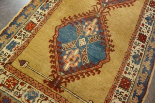 Antique runner knotted in the village of SARAAB, Azerbaijan region, north Persia.
The condition of this runner are very good. 
Beautiful runner with gold wool-field not usually.
Size is  cm. 377 x 97  ...