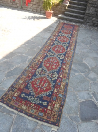 Antique runner knotted in the village of SARAAB, azeri region of nord
Persia. Good condition for this one. Size is:  4.85 x 1.01  m.
Natural colors and very beautiful border for this  ...