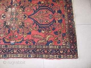 Persian antique LILIHAN 
Condition look the pictures.
Some areas no full pile.
Wool on cotton
Size  cm. 144 x 100  cm.
WARM REGARDS from COMO !
***************************
Merçi il été vendu !
SOLD / VENDUTO ! Grazie  ...