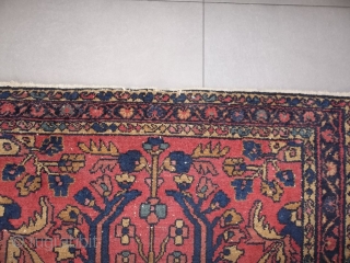 Persian antique LILIHAN 
Condition look the pictures.
Some areas no full pile.
Wool on cotton
Size  cm. 144 x 100  cm.
WARM REGARDS from COMO !
***************************
Merçi il été vendu !
SOLD / VENDUTO ! Grazie  ...