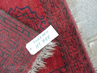96 x 70 cm
Oriental carpet old AFGHAN ERSARI in condition perfect.
Wool on wool 

S O L D   in France !  Merçi !        