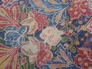 Persian antique SAROUGH in very good condition. 
Brilliant wool and extremely fine knot for this one.
Original design with botteh mater and children upon 
the medaillon of this carpet. 
Size is  m.  ...