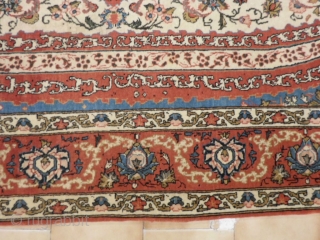 QOUM in very very good condition.
Full pile without restors.
Beautiful color and fine knot.
Persian carpet exported from the
Country before 01.01.2002.
219 x 140 cm the size.
THANKS for your attention and
for more info and photos,  ...