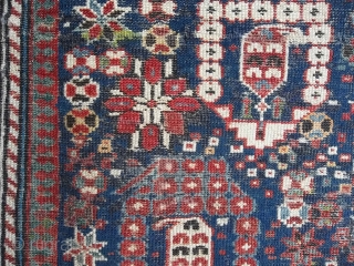 192 x 118 cm
Tappeto ORIENTALE CAUCASO distretto di KHILA antico fine 1800.
Tracce d'uso dovute all'epoca ma nel complesso tappeto bello e importante.  
Oriental carpet knotted in CAUCASUS the district of KHILA.
Some  ...