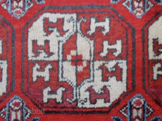 Antique Oasi of YARKAND in very GOOD condition.
Size m.4.25 x 2.10. Original gol turkmen tekke
for this XINJIANG East Turkestan palace carpet.

WARM REGARDS   from  COMO !
Maurice     