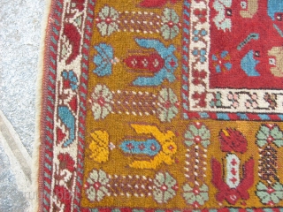 162 x 101 cm Antique KIRSHIR prayer rug in very good condition
All wool and natural dyes for this Anatolin carpet.
The piece is all original.NO restors for this Kirsehir.
Ask for more info and  ...