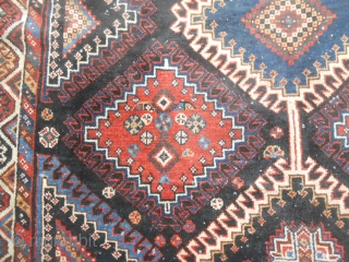 316 x 166  cm

Antique South-west persian carpet in good condition (look the photos).
Wull pile but with 4/5 holes.
All wool and natural dyes.
Original patter.
I think QASQHA'I or LORY antique carpet. 
Please, ask  ...