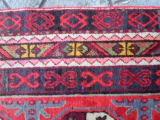 Very good condition for this Xinjiang carpet, knotted
in the OASI of KHOTAN; size cm. 277 x 137 cm.
Design with original turkmen gols.
Info and photos on request.
All the best from COMO !
Maurice  