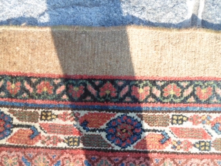 SERABEND runner antique in very good condition.
Full pile and original size of 400x100 cm.
Design botteh mir and camel hair, with natural
dyes for this runner. Khotted with a fine knot.
More info and photos  ...