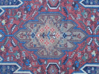 201X133 CM SIZE OF THIS DISTRICT OF HAMEDAN, VILLAGE OF MAZLAGHAN. GOOD CONDITION, WASHED. ALL NATURAL DYES FOR THIS CARPET KNOTTED AROUND THE FIRST QUARTER xx TH. c/   FOR MORE  ...