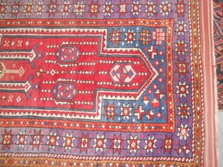 144 x 107  cm. is the exact size of this old ANATOLIAN carpet.
In very ggod condition.  ALL WOOL. Beautiful old piece.

More pictures or info on request. Thanks for your attention  ...