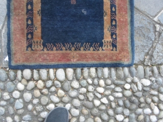 117 x 85 cm Antique MOGOLIAN carpet in very good condition.
Original size and design for this beautiful piece.
More info and price on request.
WARM REGARDS from COMO-lake !
Maurice
=====SOLD in GB=====  thanks a  ...