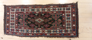 Old rug
Size:106x46                               