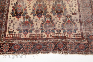 Avsar rug..Superb colours It is a pity not in a good condition.. Circa 130 years..
SIZE  190X145 cm..               