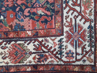 0003 Unusual Bakhtiari rug with Zili Sultan design.. Last quarter of 19th century..Wool on cotton with charming natural colours..In very good condition and not washed..Size 205x130 cm(6.7x4.2 feet)    