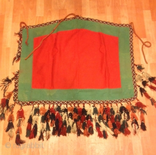 Vintage Turkmen trapping ornaments Textiles 

Totally 2 pieces 

Size: 
Lenght : 95 cm
Height : 100 cm
                 