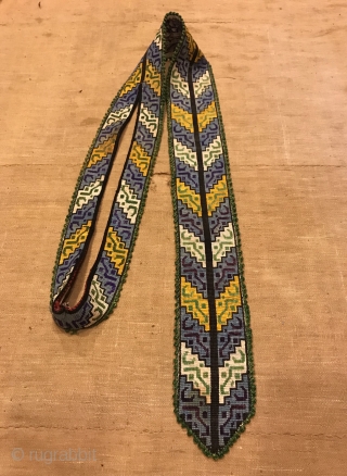 Uzbek vintage embroidered tie accessories 
Ethnic tribal textiles 

Size : 112 cm x 8 cm

Fast shipping worldwide 

Thank you visiting for my shop :)         