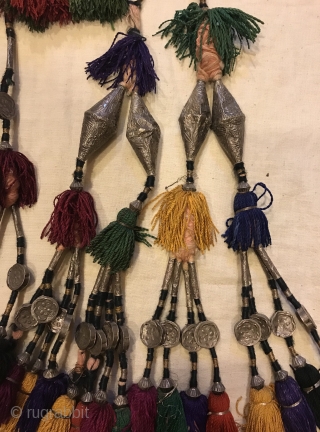 Kuchi afghan silver tassel olam tassel decorative unique tassel ethnic and tribal tassel

Vintage Kuchi afghan tribal silver tassel

Size :almost more or less
Height : 75 cm 


VINTAGE UZBEK TASSELS :
”Segusha”( Triangle) is a  ...