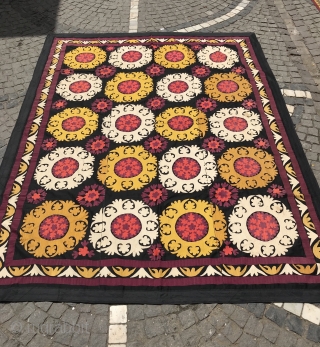 Vintage Uzbek Suzani bedcover 

100% handmade

Size: 250 cm X 195 cm


Suzani

Suzani is a type of embroidered and decorative tribal textile made in Tajikistan, Uzbekistan, Kazakhstan and other Central Asian countries.

Suzanis usually have  ...