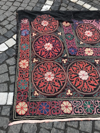 Vintage Kirghiz table cover handmade table cover, hanging wall 
Decorative Home,,,

Size: 180 cm X 109 cm

100% handmade

Dry clean only

Suzani

Suzani is a type of embroidered and decorative tribal textile made in Tajikistan, Uzbekistan,  ...