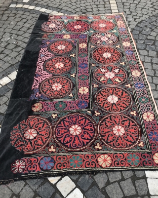 Vintage Kirghiz table cover handmade table cover, hanging wall 
Decorative Home,,,

Size: 180 cm X 109 cm

100% handmade

Dry clean only

Suzani

Suzani is a type of embroidered and decorative tribal textile made in Tajikistan, Uzbekistan,  ...