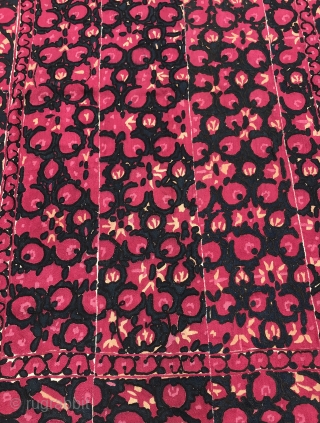 Antique Rare Uzbek Suzani, handmade Suzani bedcover, wall hanging embroidery textiles, home decoration textiles


Size: 240 cm X 190 cm

FAST WORLDWIDE SHIPPING almost within 3 to 5 working days ...    