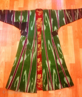 Turkmen ethnic ikat kaftan coat

Size: 
height: 105 cm
Under arm : 50 cm
Shoulder size : 50 cm


Please feel free if you have any kind of question

Shipment is world wide door to door step...

FAST  ...