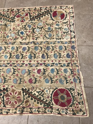 Antique 19.th century uzbek bukhara Suzani 

Size : 225 cm x 130 cm

Fast shipping worldwide 

Thank you visiting for my shop :)           