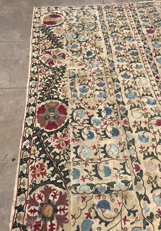 Antique 19.th century uzbek bukhara Suzani 

Size : 225 cm x 130 cm

Fast shipping worldwide 

Thank you visiting for my shop :)           