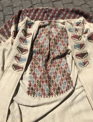 Uzbek Vintage handmade Cotton chapan clothes

Size 
Height : 115 cm
Under arm : 55 cm
Shoulder size : 40 cm

Fast shipping worldwide 

Thank you visiting for my shop :)      