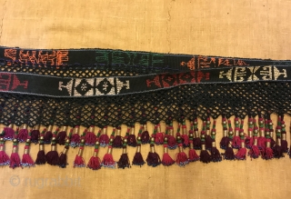 Uzbek silk tassel ethnic and tribal collectible accessories tassel

Size: 190 cm x 18 cm
Tassel height: 8 cm

100% handmade

VINTAGE UZBEK TASSELS :
”Segusha”( Triangle) is a decorative embellishments, whose function, was to decorate the  ...