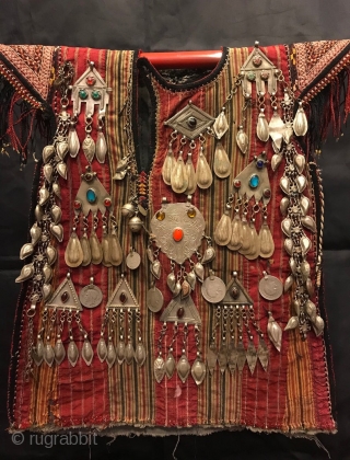 Turkmen vintage handmade baby dress kaftan 

Size: 
Height : 45 cm
Lenght : 35 cm

Vintage Traditional Nomad child ceremonial dress & vest a child would wear and The Dress is decoreted by hand  ...