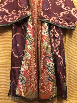 Antique Silk chapan, uzbek hand weaving coat, silk robe caftan clothes, rare collection ikat chapan coat


Size 
Height : 130 cm
Under arm : 62 cm
Shoulder size : 55 cm

Fast shipping worldwide 

Thank you  ...