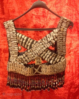 Vintage unique silver armor clothing,
Ethnic tribal handmade clothes

Size: 45 cm x 45 cm

Fast shipping all over the world,!

Thanks visiting for my shop :)          