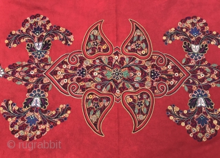 Antique 19.th persian embroidered textiles 

Size: 180 cm x 110 cm

Fast world shipping 

Thank you for visiting my shop              