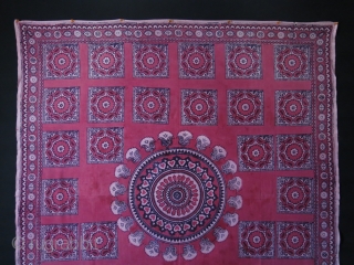 Tashkent block print with palak suzani design.
Size:173 cm x 155 cm (68" x 61").                   