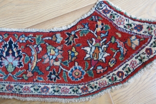 Khorasan Dorodkhsh saddle cover fragment, 19th cent. Great condition with natural colors. Moth nibbles on back side but it has been to freeze. Size: 32” X 7” (82 cm × 18 cm).


  