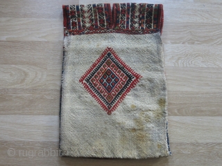 A very nice sample of Turkish kilim saddle bag, with a traditional weaving technique called zili. It is from Konya region, Central Anatolia. Circa 1930-40s. All wool with some natural some unnatural  ...