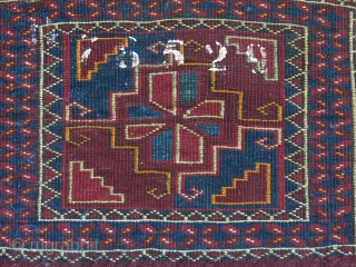Turkmen Ersari torba with silk highlights. Circa 1900-20. Number stain in the back as can be seen in the last photo. 

Size: 150 cm x 40 cm (59" x 16").   
