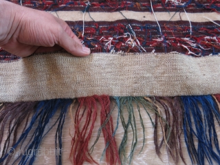 Turkmen Yomud torba with soumak weave. Natural colors. Circa 1900-20.

Size: 71 cm x 40 cm (28" x 16").
Tassels: 11 cm (4.5").            