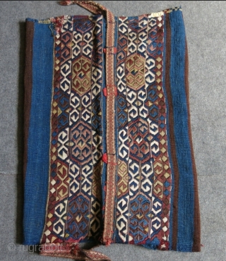 Southeastern Anatolian Kurdish chuval.Circa 1900-20. Size: 100 cm x 67 cm (39" x 26").
                   