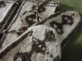 Angora wool socks. Great condition. Size: 46 cm long (18").                       