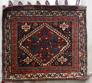 Qashkai pile bag with original backing and closure braided loops. Saturated colors. 19th c. Size: 63 cm x 72 cm (24.8" x 28.3").          
