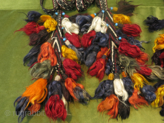 Konya Tauros Mountain Turkmen tent band pair. It is finely woven with angora and wool tassels. Great condition. Size: 4.28 m x 1.8 cm / 4.16 m x 2.5 cm (168" x  ...