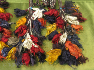 Konya Tauros Mountain Turkmen tent band pair. It is finely woven with angora and wool tassels. Great condition. Size: 4.28 m x 1.8 cm / 4.16 m x 2.5 cm (168" x  ...