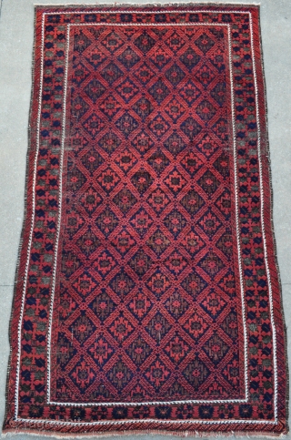 Large Baluch Main carpet in good original condition except some oxidation - 5'7 x 10'0 - 170 x 305 cm             