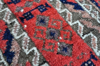 Baluch rug with Gurbaghe Guls and rare border, all natural colors including a nice lavender and purple, 19th c. piece in good original condition without repairs.
Side selvages in good original condition and  ...