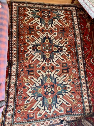 Caucasian Karabagh Sunburst Rug - c. 1880 - 5'6 x 8'6 - 170 x 265 cm                 