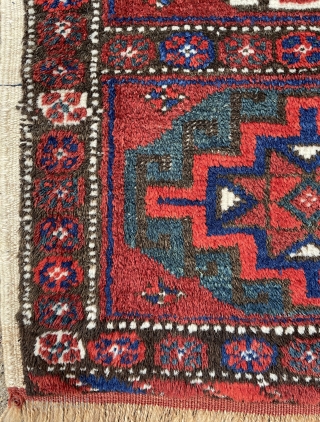 Second of the pair - Afshar Bagface - 27" x 20" - 69 x 51 cm.                 